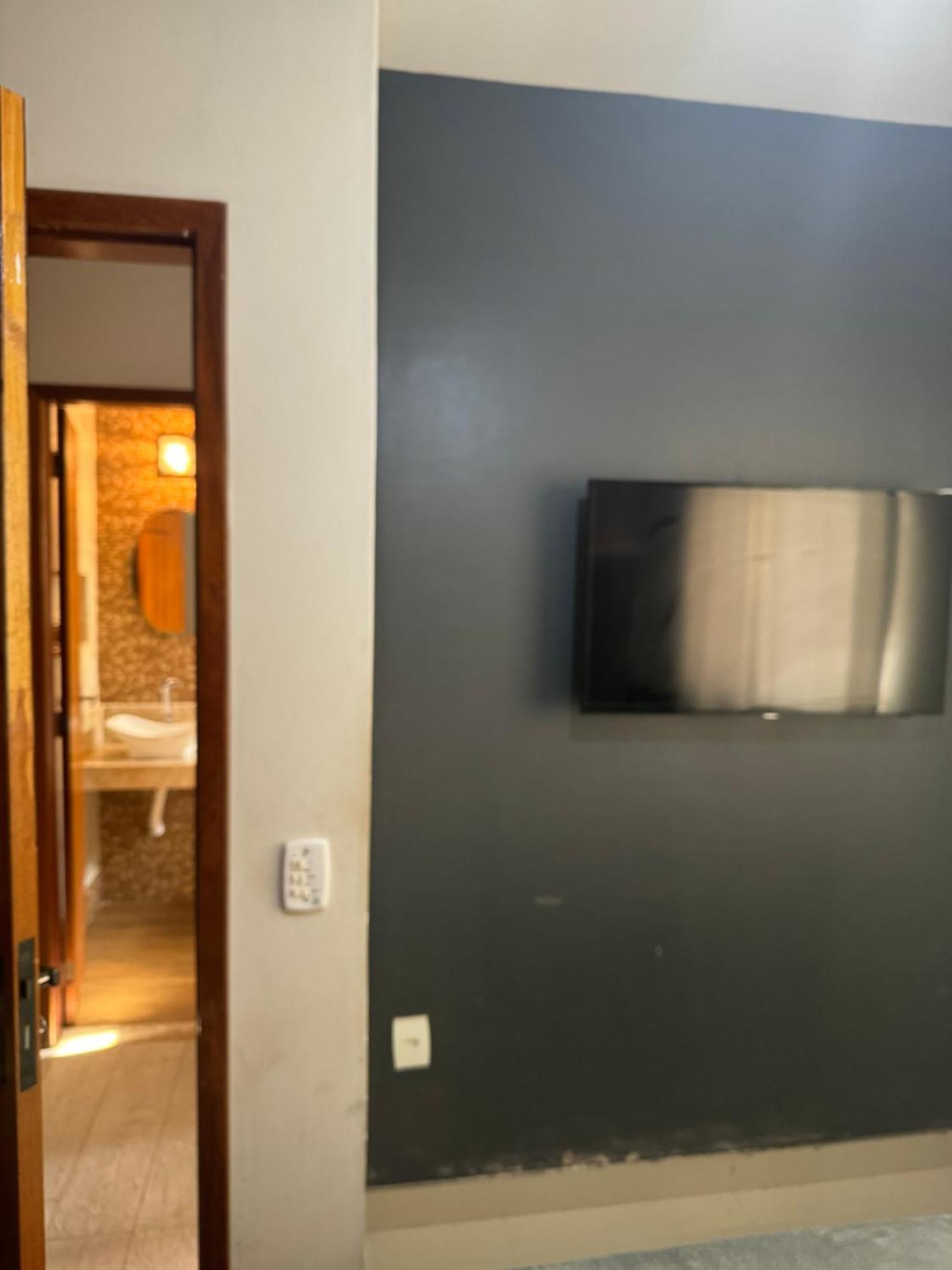 Serra Mar Suites,Lofts, E Casas A 300 Metros Das Praias Арраял-ду-Кабу Екстер'єр фото